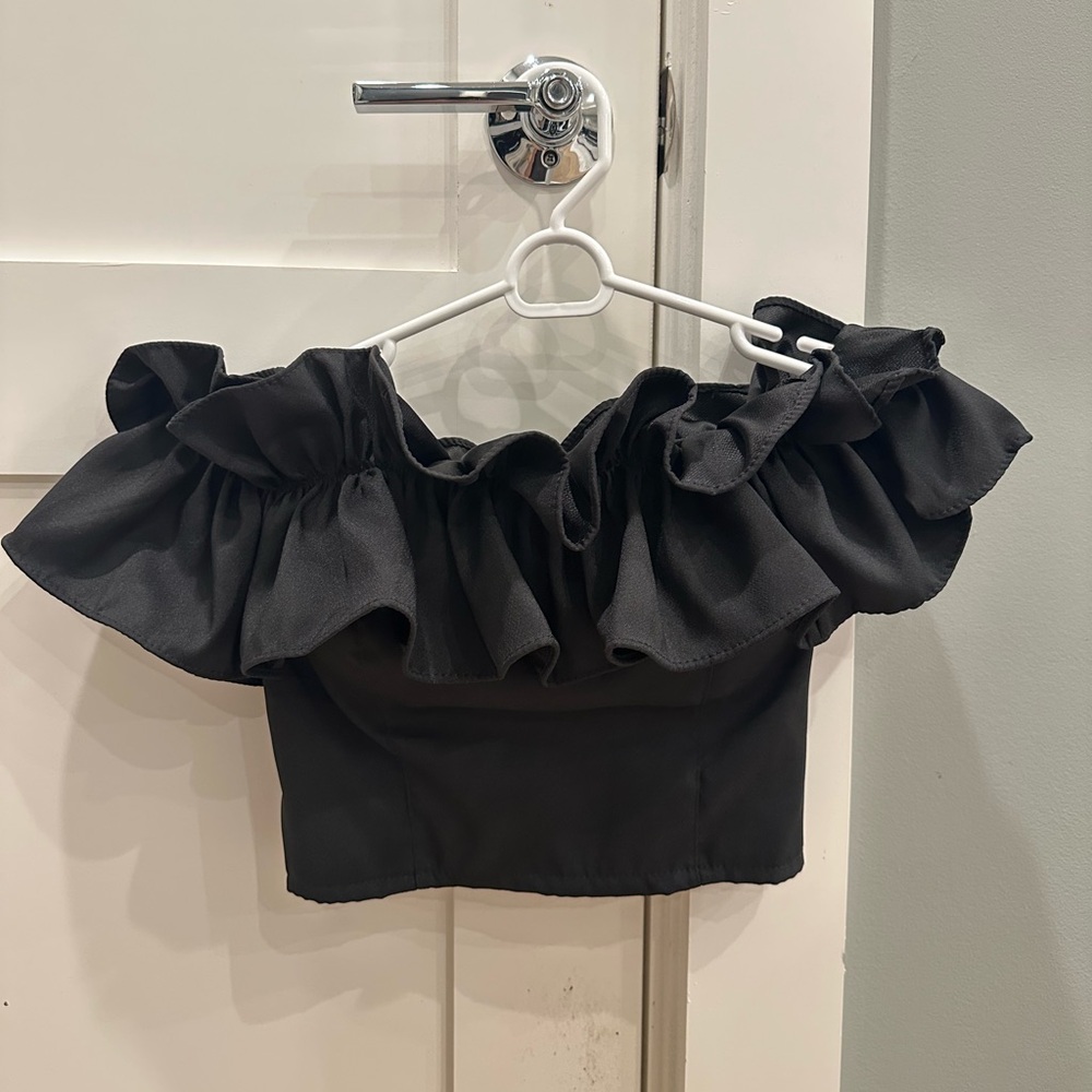 Black Off-Shoulder Ruffle Crop Top